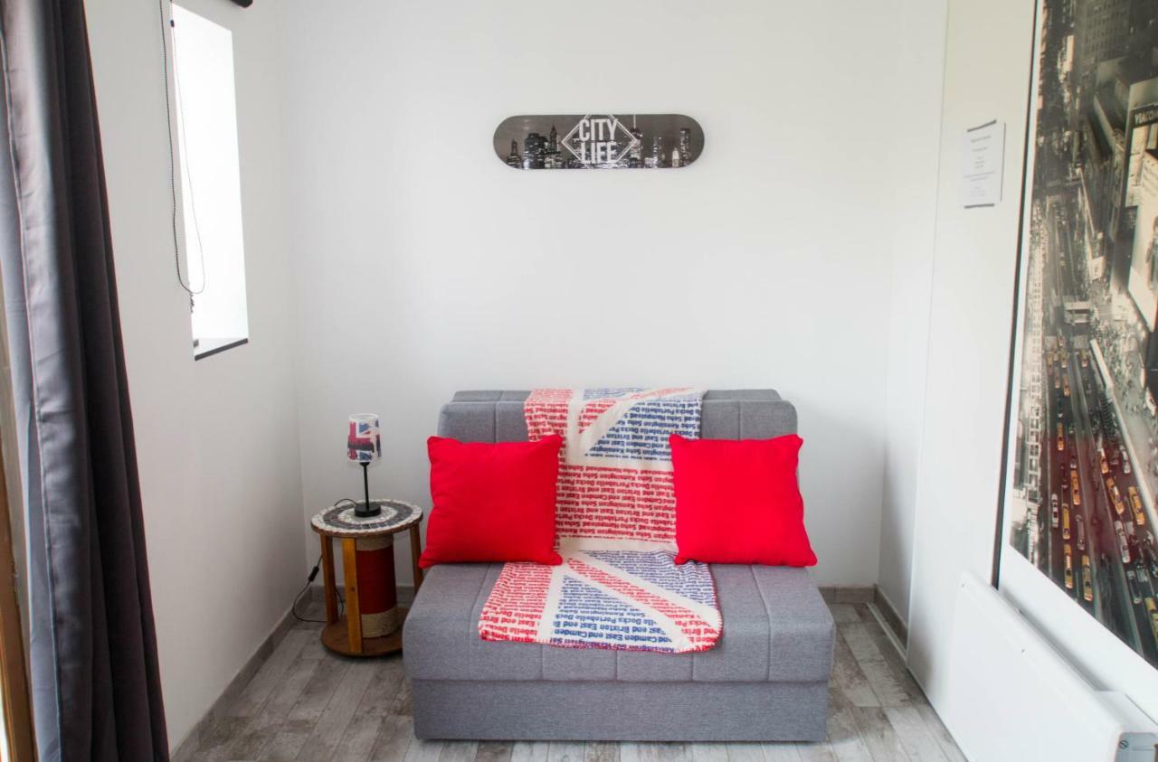 Studio London & Studio Chalet Pannes  Buitenkant foto