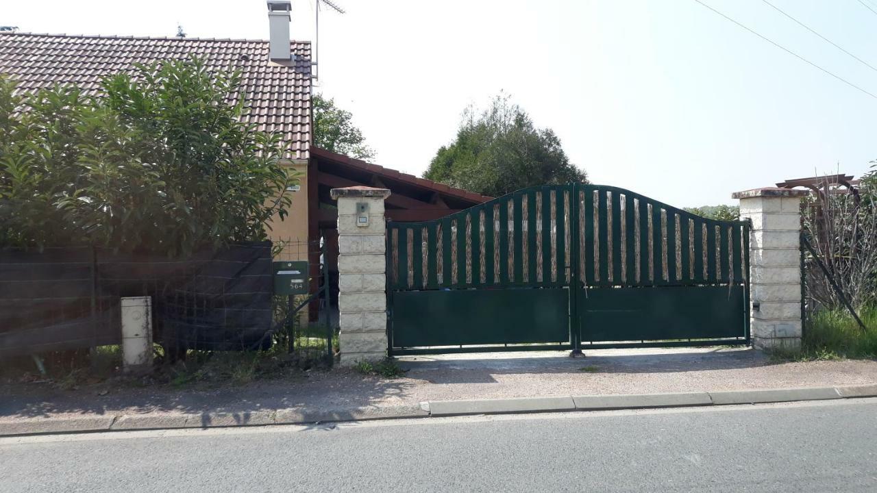 Studio London & Studio Chalet Pannes  Buitenkant foto
